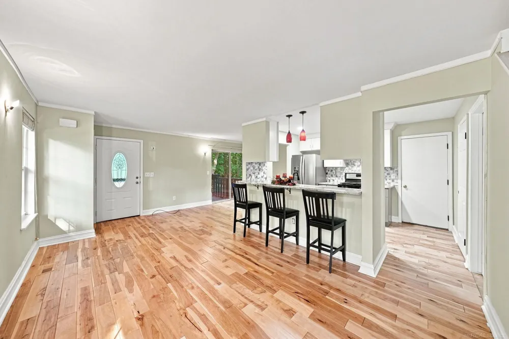 33707 Bayview DR Drive Chesterfield Township, MI 48047