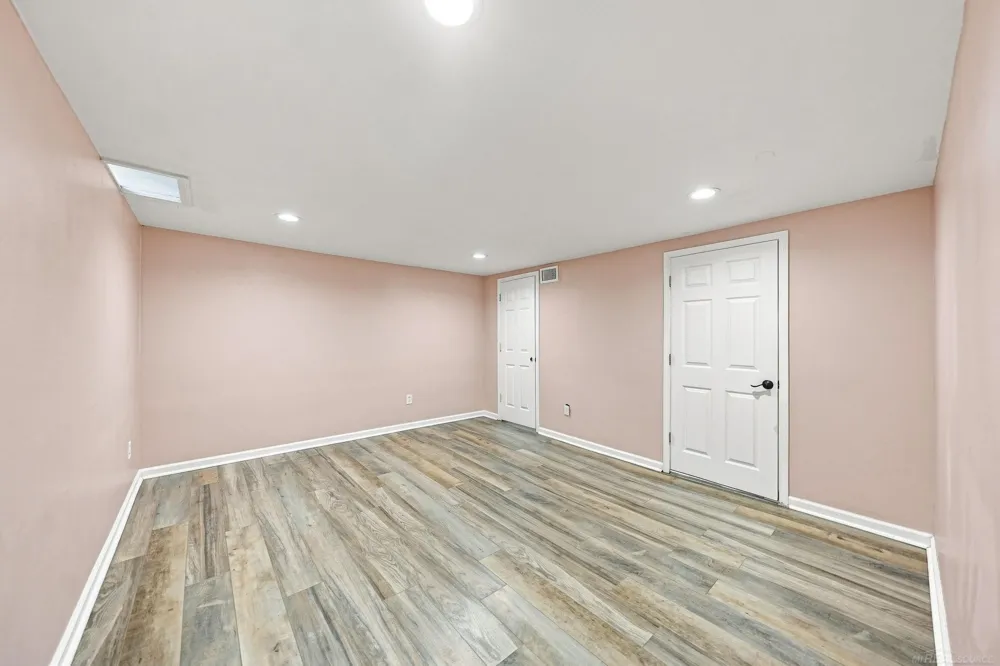 33707 Bayview DR Drive Chesterfield Township, MI 48047