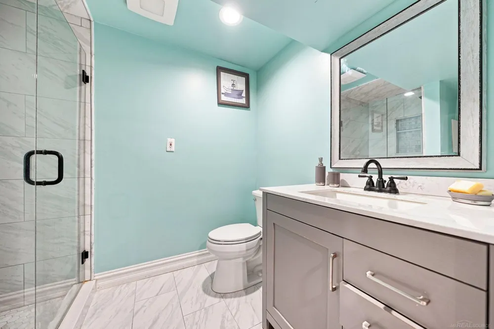 33707 Bayview DR Drive Chesterfield Township, MI 48047
