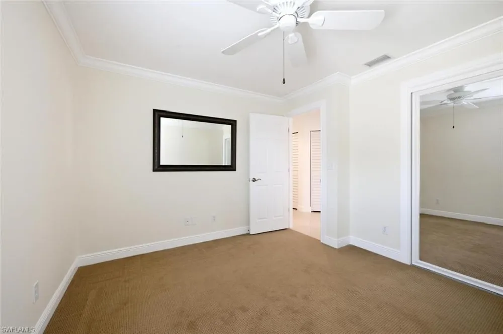 9856 Luna Circle #204 Naples, FL 34109