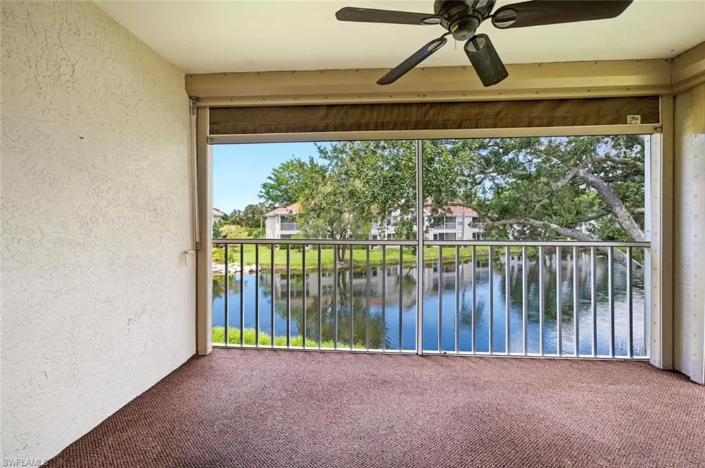 9856 Luna Circle #204 Naples, FL 34109