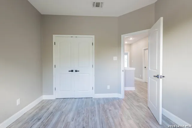 163 Hopi San Antonio, TX 78211