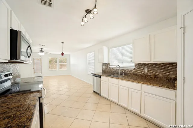 11907 Briarton Pass San Antonio, TX 78254