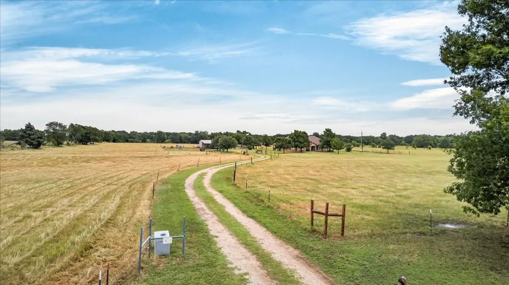505 VZ County Road 2701 Mabank, TX 75147