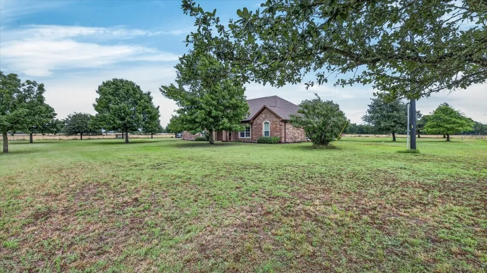 505 VZ County Road 2701 Mabank, TX 75147