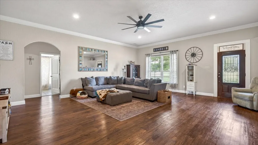505 VZ County Road 2701 Mabank, TX 75147