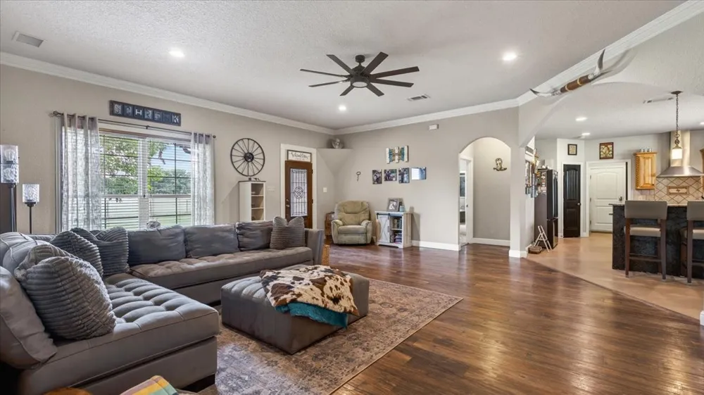 505 VZ County Road 2701 Mabank, TX 75147