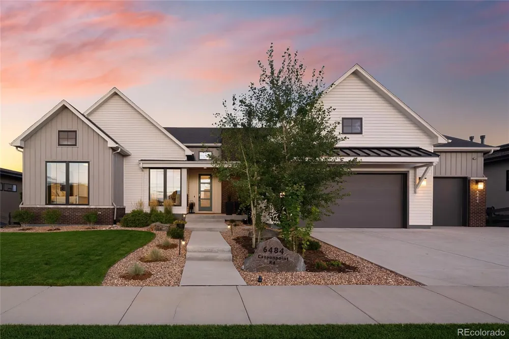 6484 Canyonpoint Road Castle Pines, CO 80108