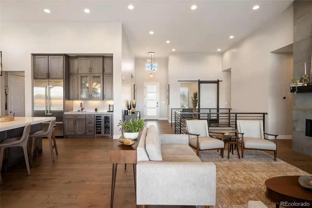 6484 Canyonpoint Road Castle Pines, CO 80108