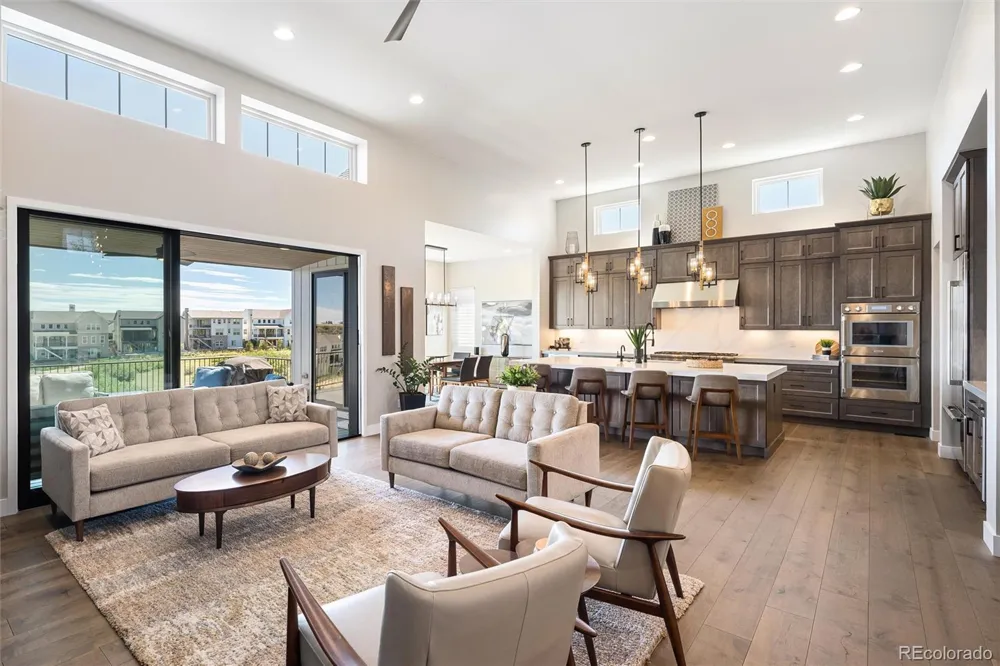 6484 Canyonpoint Road Castle Pines, CO 80108