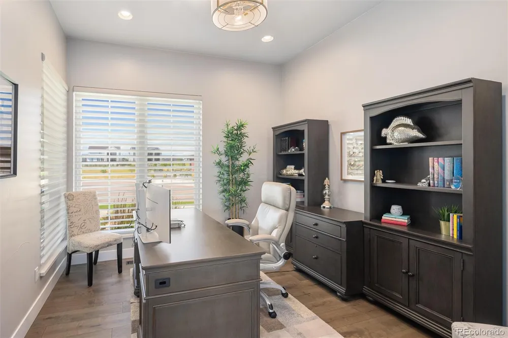 6484 Canyonpoint Road Castle Pines, CO 80108