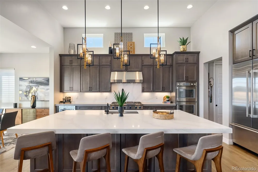 6484 Canyonpoint Road Castle Pines, CO 80108