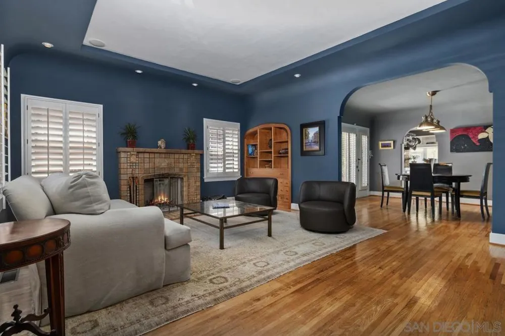 4874 Edgeware Road San Diego, CA 92116