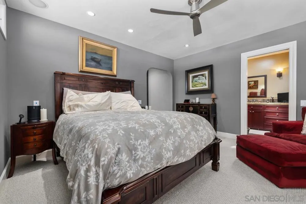 4874 Edgeware Road San Diego, CA 92116