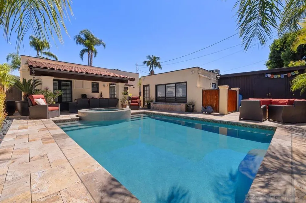 4874 Edgeware Road San Diego, CA 92116