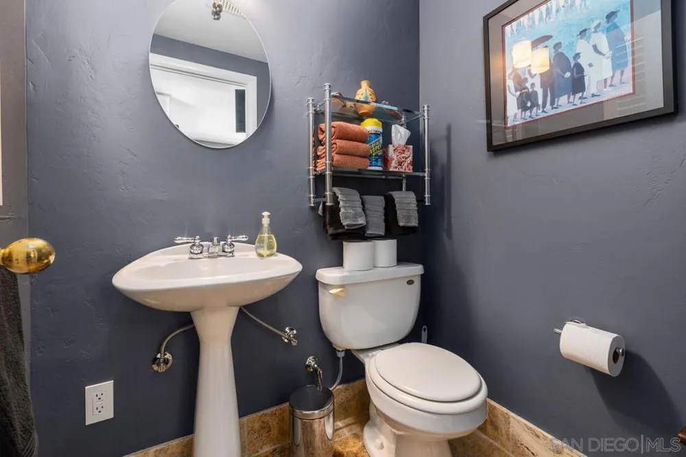 4874 Edgeware Road San Diego, CA 92116