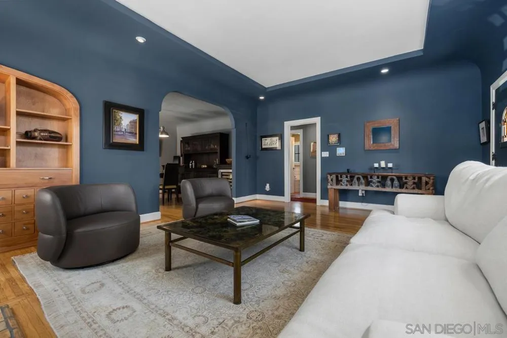 4874 Edgeware Road San Diego, CA 92116