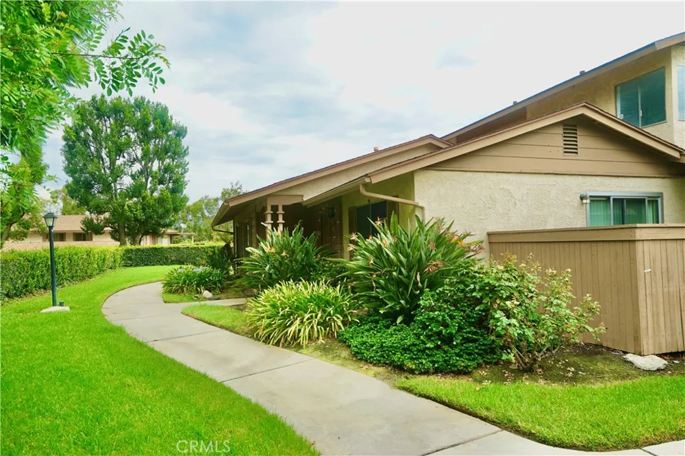 1425 Forest Glen #158 Hacienda Heights, CA 91745