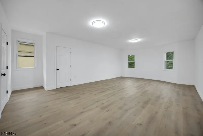 58 Ingraham Pl Newark City, NJ 07108
