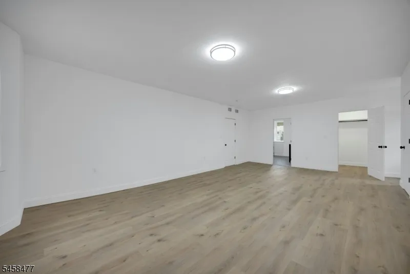 58 Ingraham Pl Newark City, NJ 07108