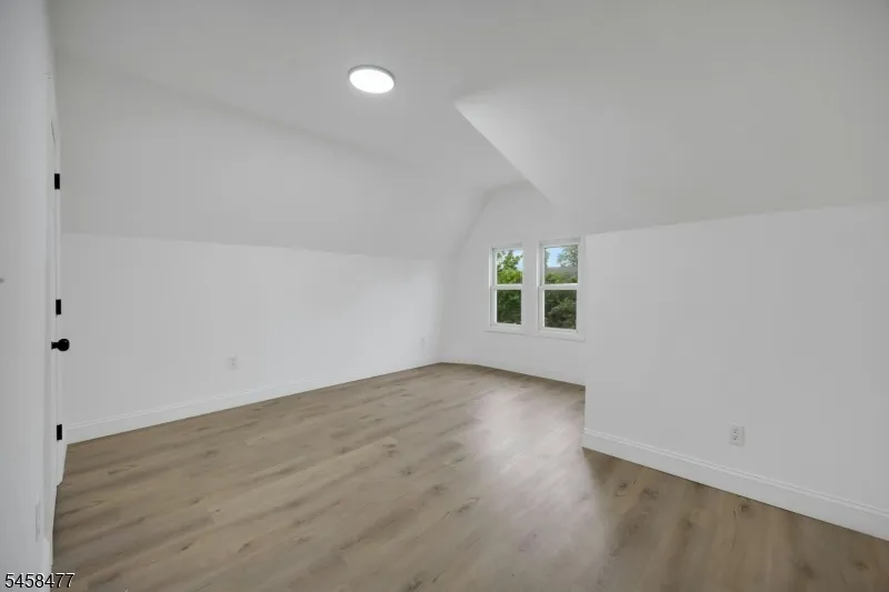 58 Ingraham Pl Newark City, NJ 07108