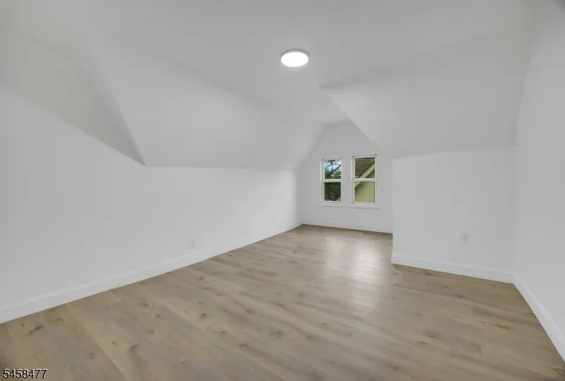 58 Ingraham Pl Newark City, NJ 07108