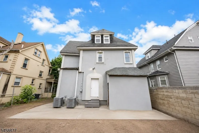 58 Ingraham Pl Newark City, NJ 07108