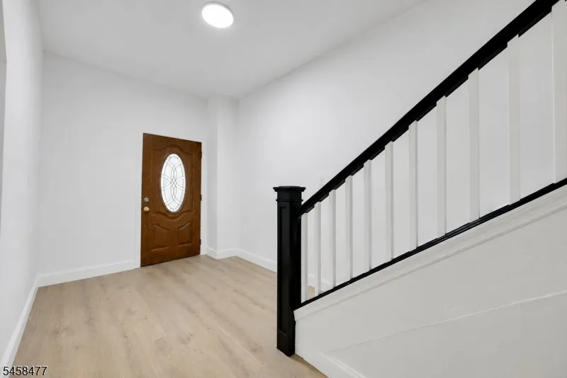 58 Ingraham Pl Newark City, NJ 07108