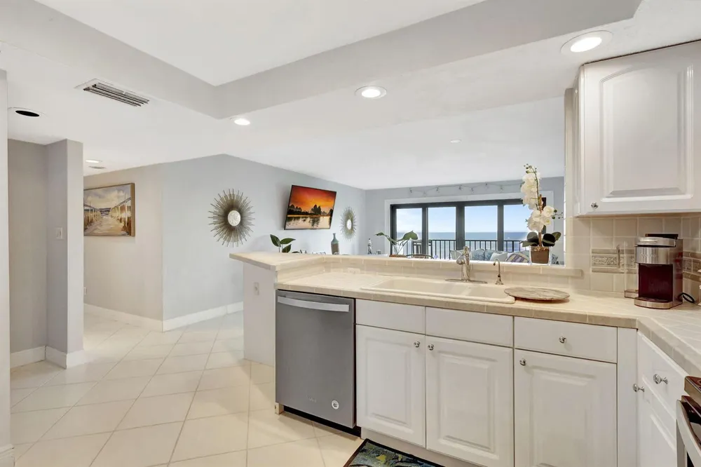 801 S OCEAN DRIVE #PH207 Fort Pierce, FL 34949