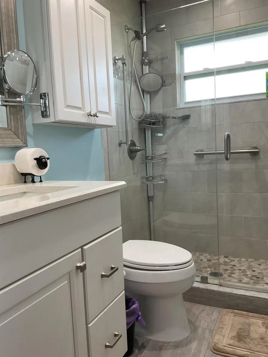 76 Waterford D Delray Beach, FL 33446