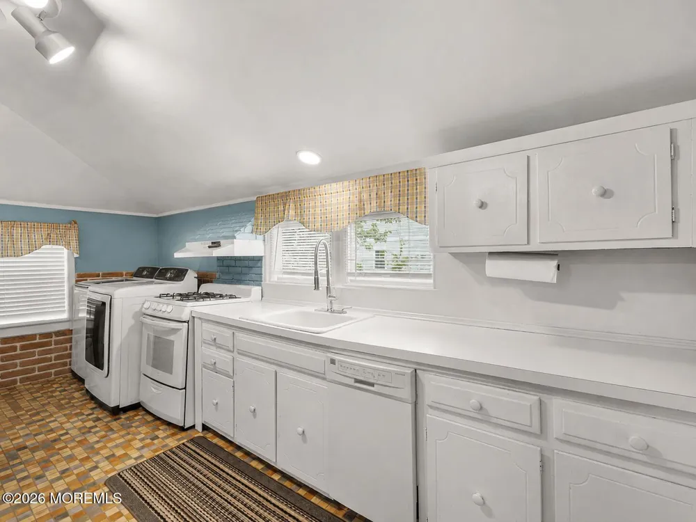 850 Arnold Avenue Point Pleasant, NJ 08742