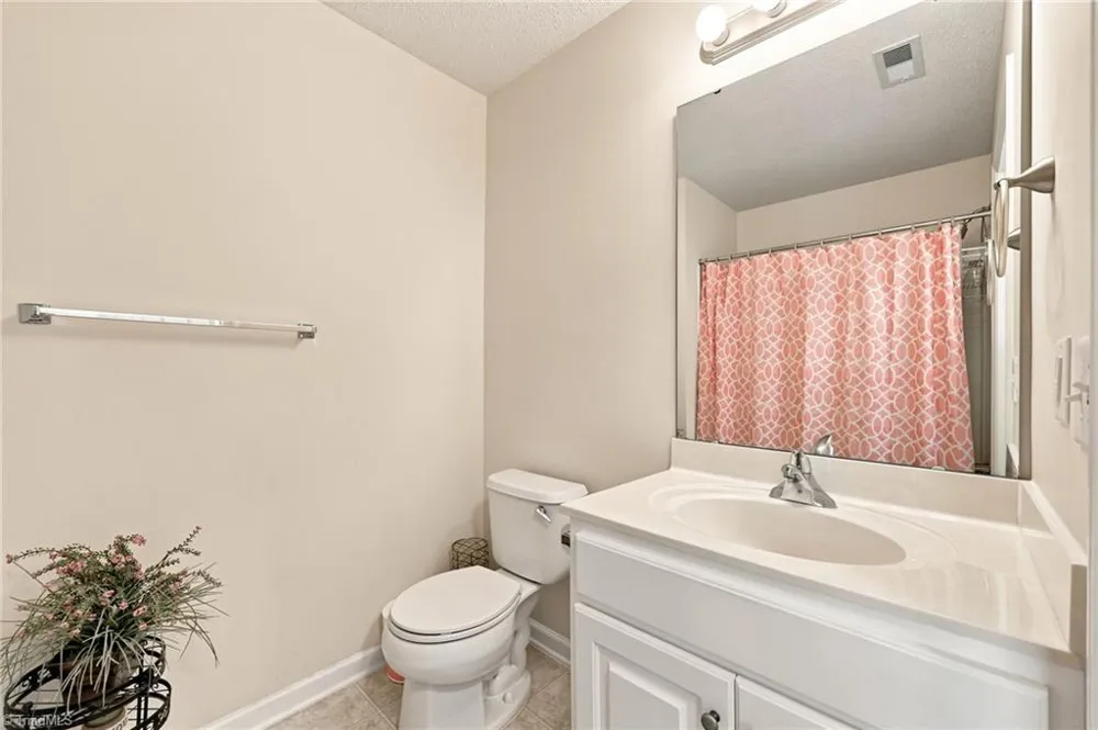 3491 Forestdale Drive Burlington, NC 27215