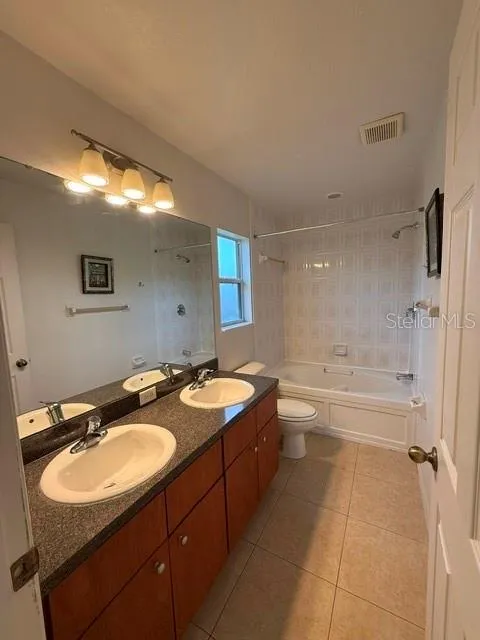 1050 TOURMALINE DRIVE Kissimmee, FL 34746