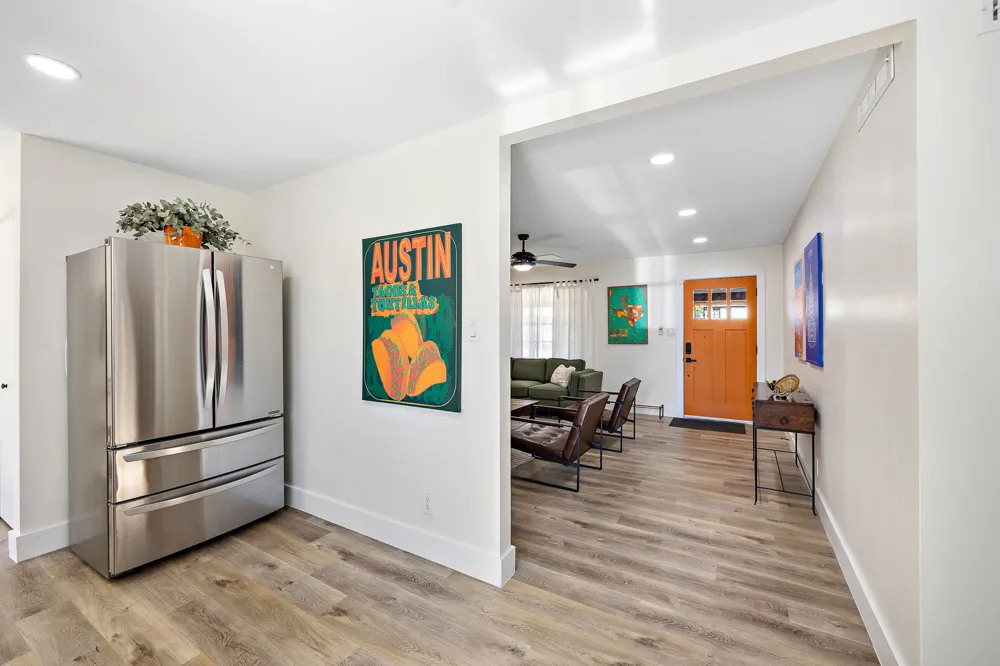 1317 Cloverleaf Drive Austin, TX 78723