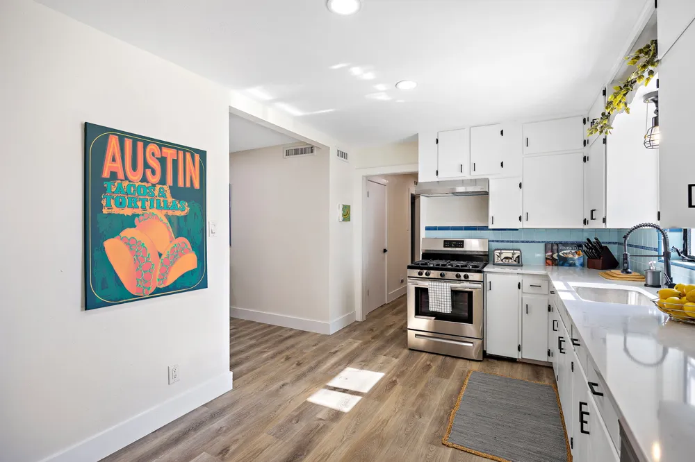1317 Cloverleaf Drive Austin, TX 78723