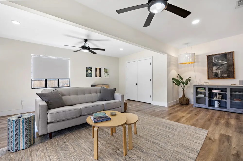 1317 Cloverleaf Drive Austin, TX 78723