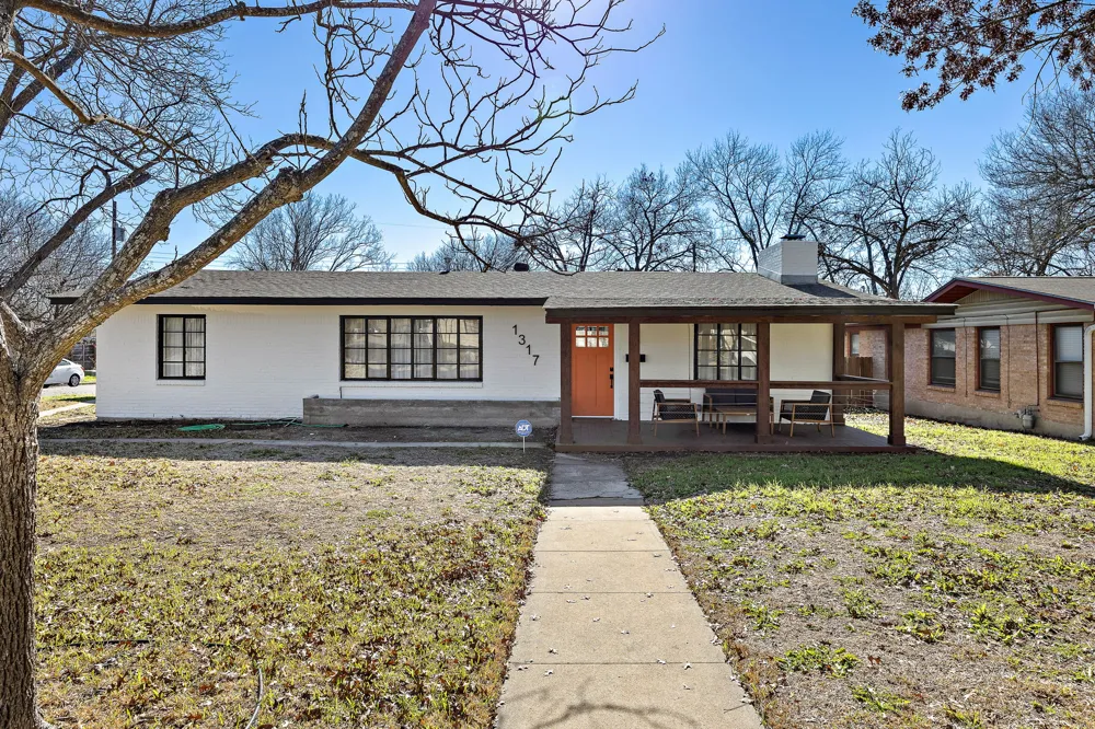 1317 Cloverleaf Drive Austin, TX 78723