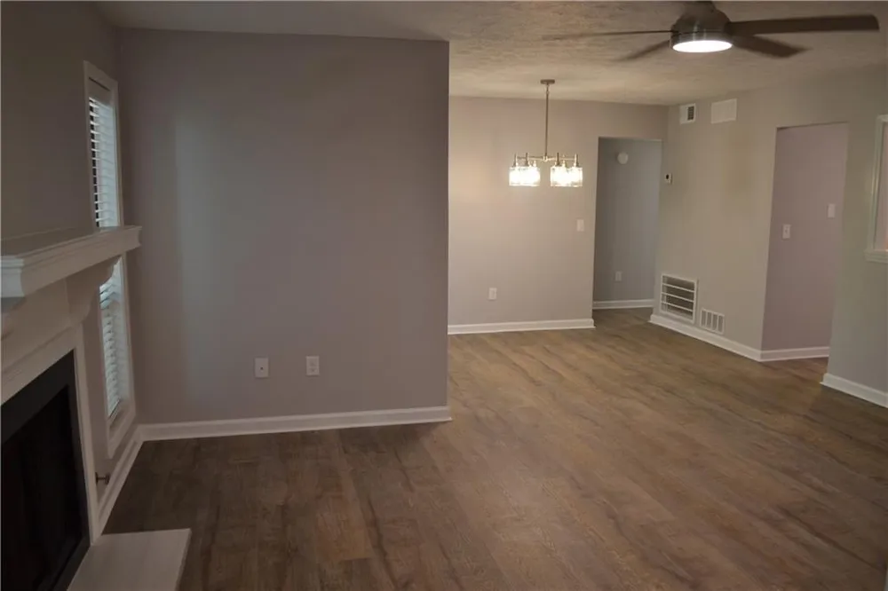 5066 Woodridge Way Tucker, GA 30084