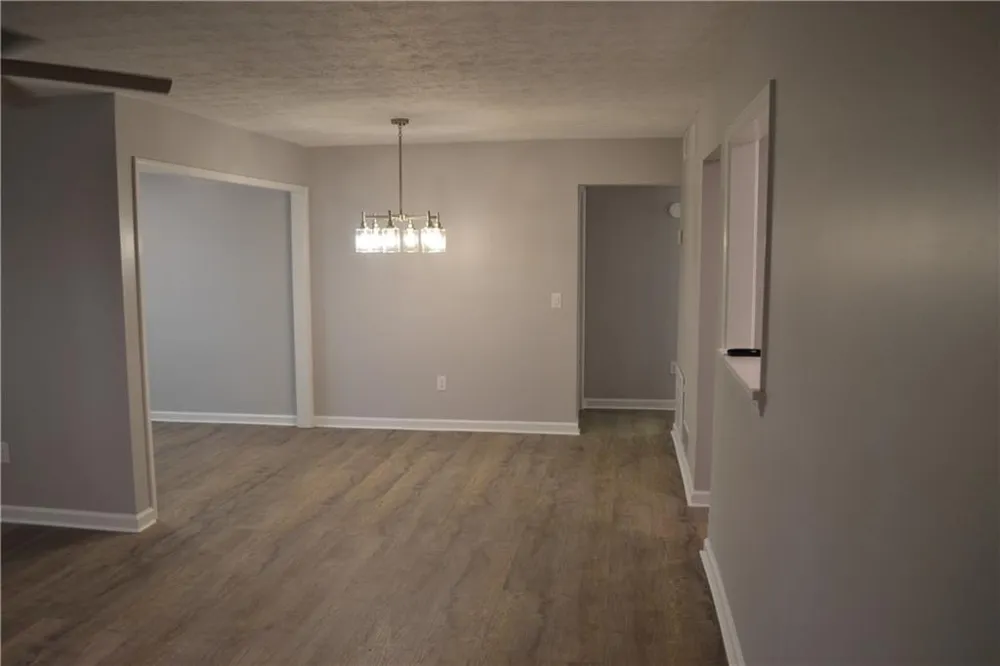 5066 Woodridge Way Tucker, GA 30084