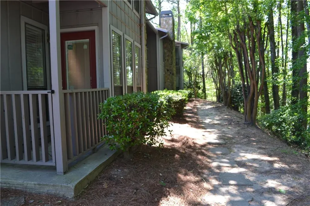5066 Woodridge Way Tucker, GA 30084