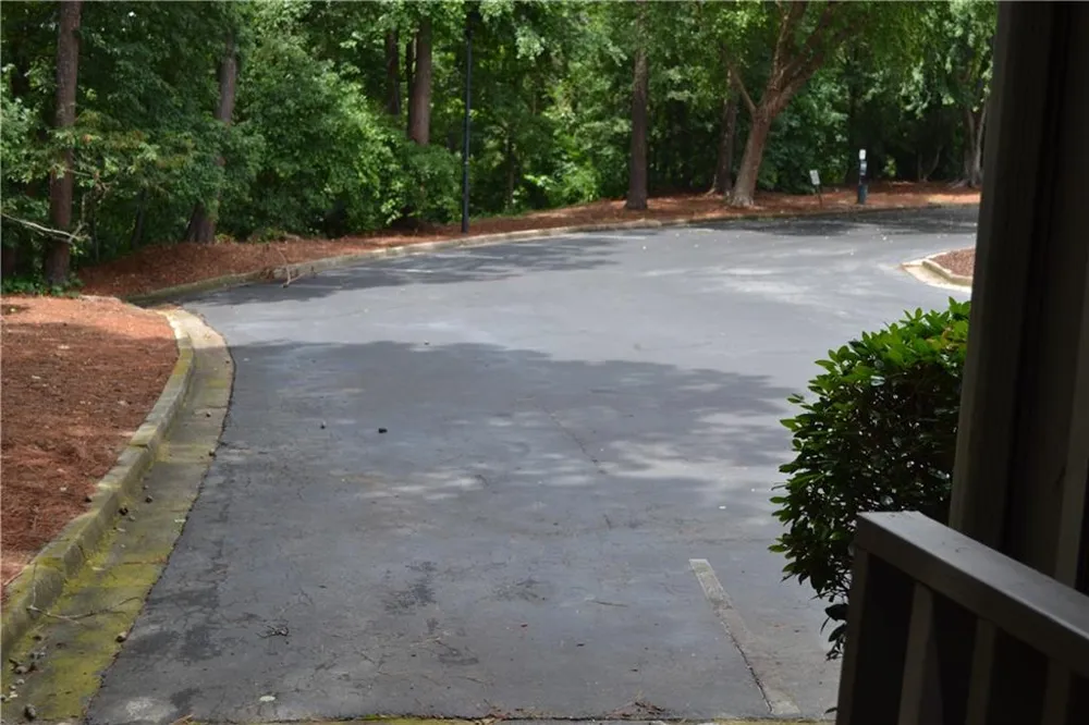 5066 Woodridge Way Tucker, GA 30084
