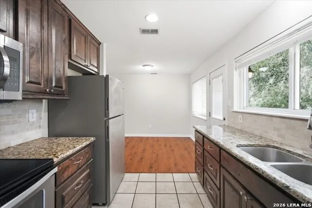 1307 WILLIAM ST George West, TX 78022