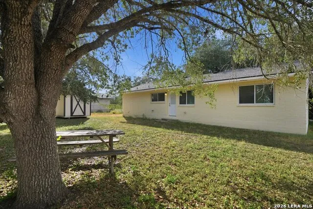 1307 WILLIAM ST George West, TX 78022
