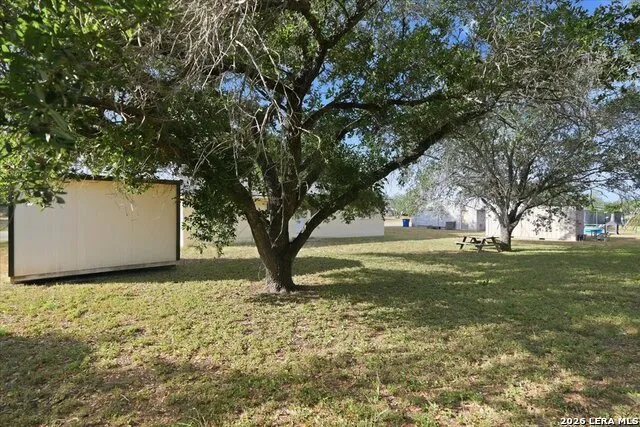 1307 WILLIAM ST George West, TX 78022