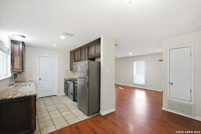 1307 WILLIAM ST George West, TX 78022