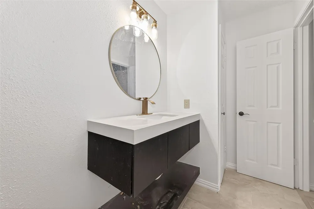 16235 La Terra Drive Houston, TX 77083