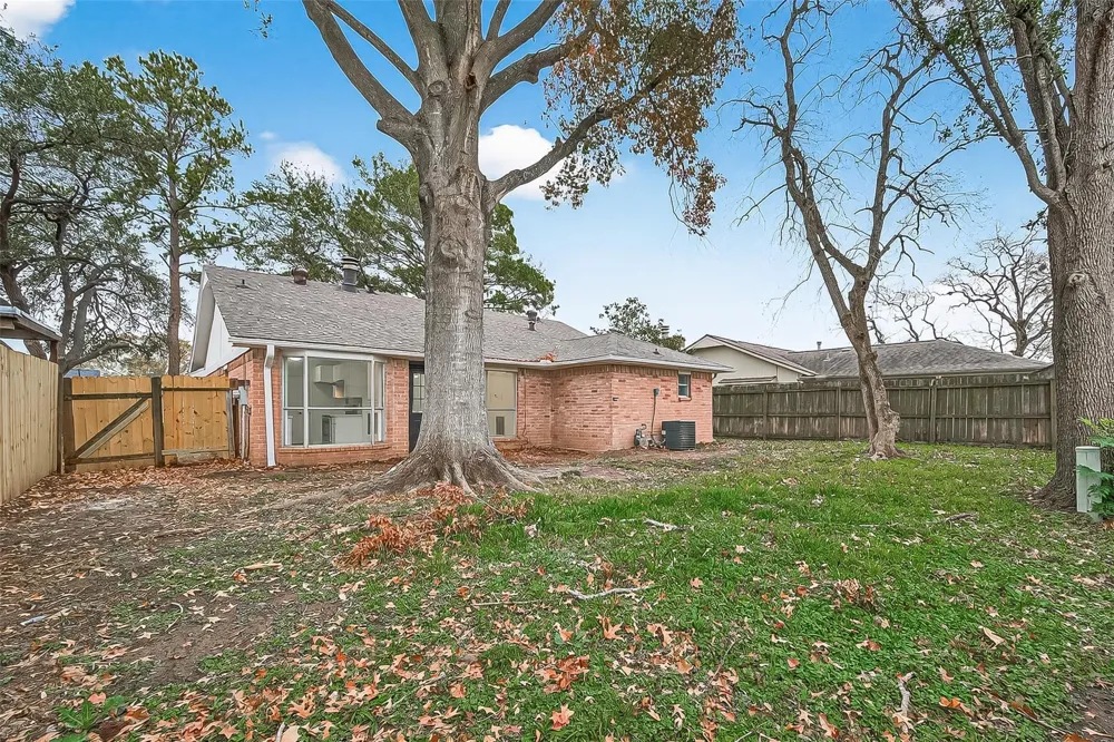 16235 La Terra Drive Houston, TX 77083