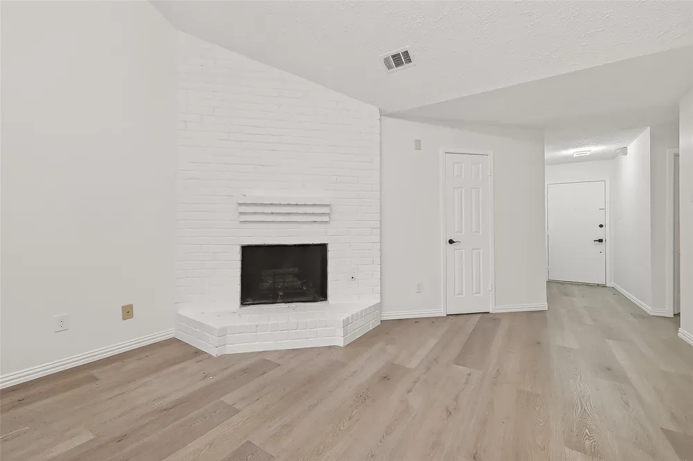 16235 La Terra Drive Houston, TX 77083