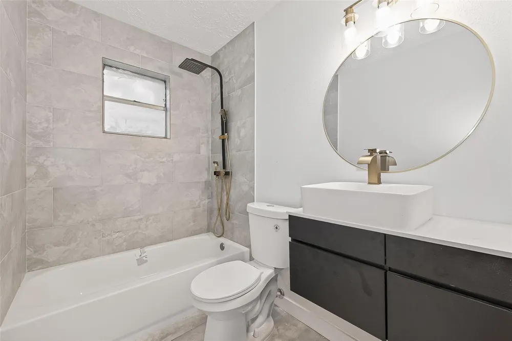 16235 La Terra Drive Houston, TX 77083