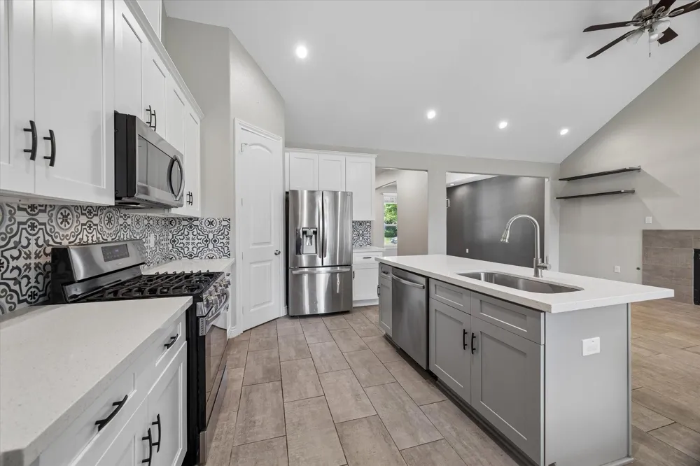 3810 Saratoga Drive Houston, TX 77088
